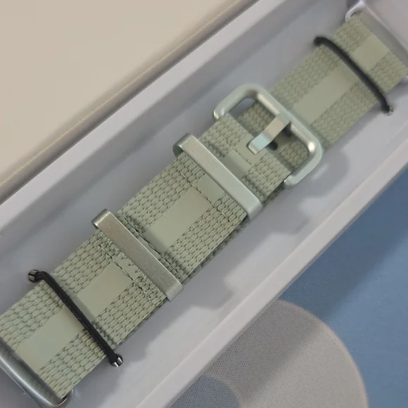 Samsung Galaxy 8 Watch Band - Picture 3 of 4